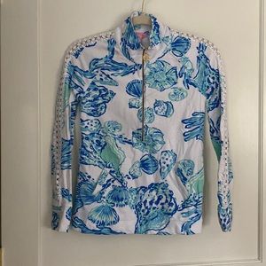Lilly Pulitzer pullover size XS